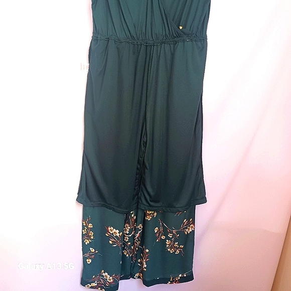 DR2 Women's Emerald Green w/ Floral Pattern Jumpsuit Sz L - Picture 10 of 11